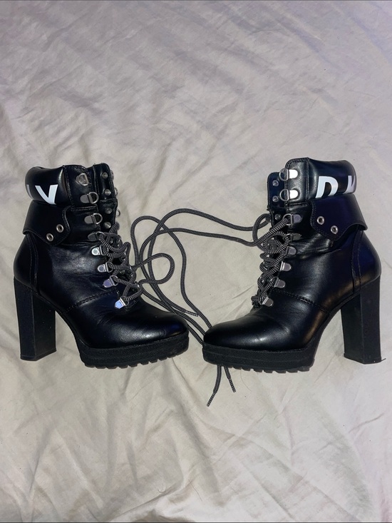 Dkny Shoes - DKNY Black Boots 🖤